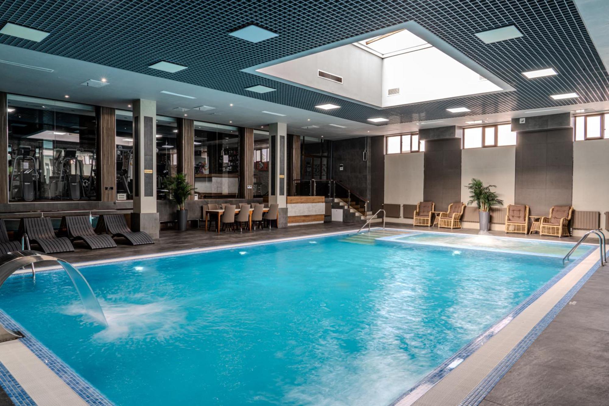 Husma Hotel & Spa Tasjkent Exteriör bild